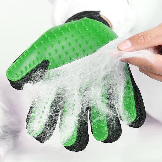 Gentle Deshedding Glove